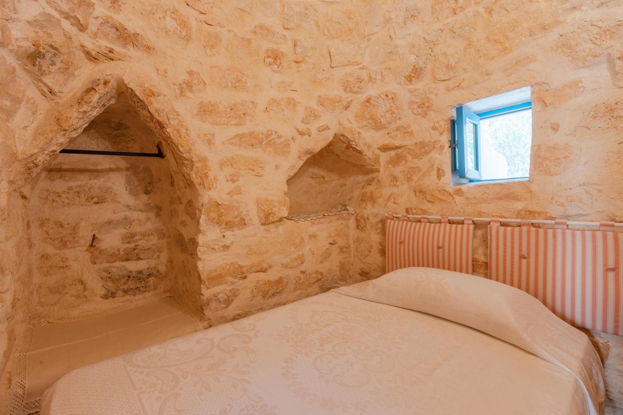 شقة Trullo Tarantini Con Piscina Privata Latiano المظهر الخارجي الصورة