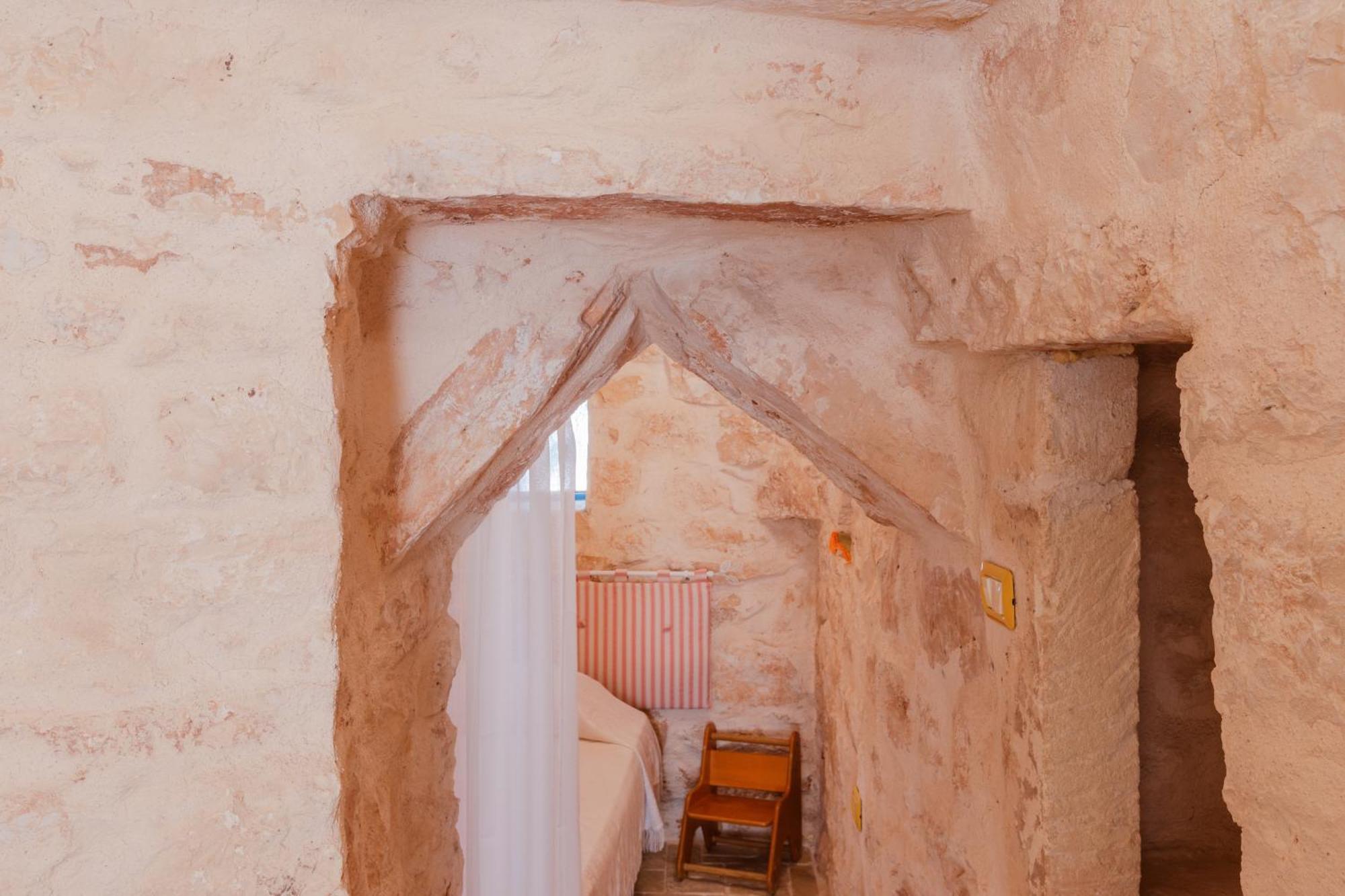 شقة Trullo Tarantini Con Piscina Privata Latiano المظهر الخارجي الصورة