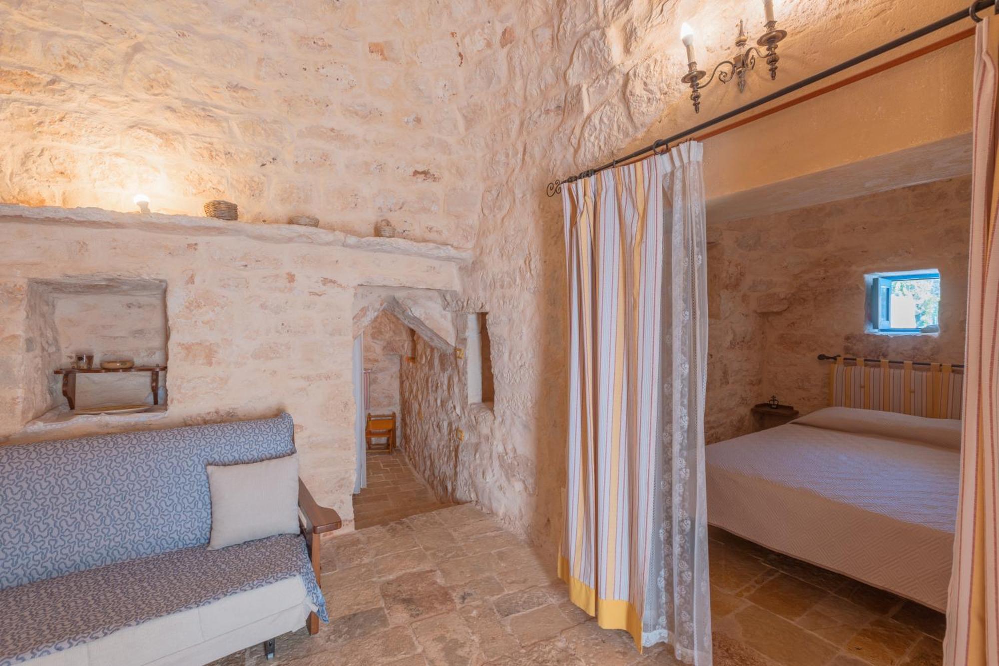 شقة Trullo Tarantini Con Piscina Privata Latiano المظهر الخارجي الصورة